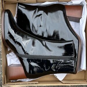 NEW - Sézane Axelle Ankle Boots size 6.5